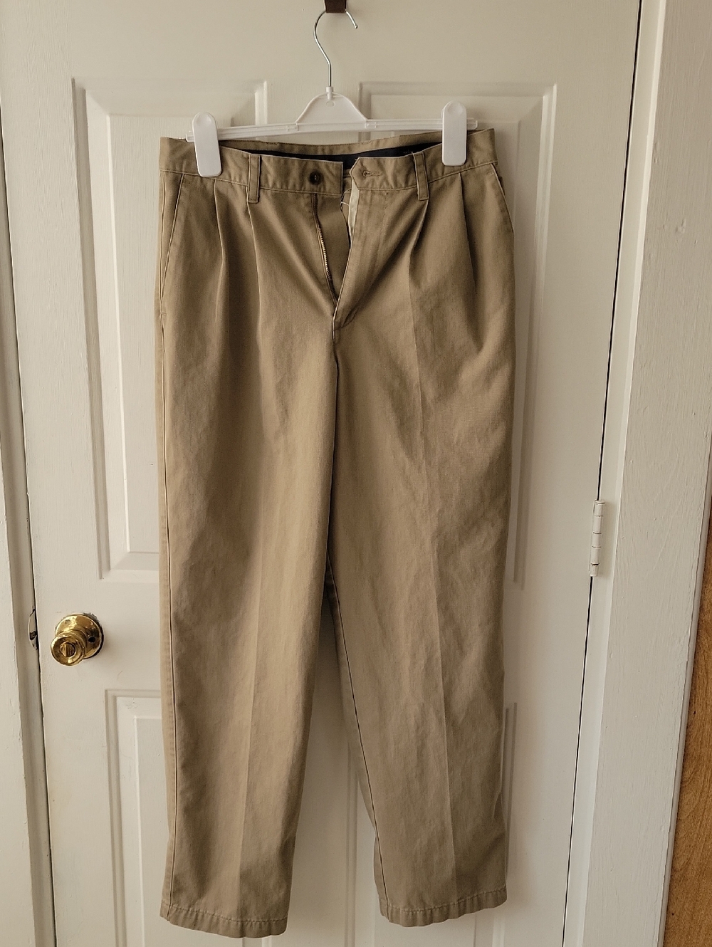 Dockers Men's Tan Chino Pants - Pleated Front